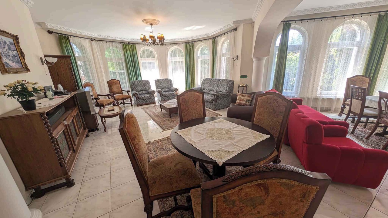 Photo of Livingroom in Gardony