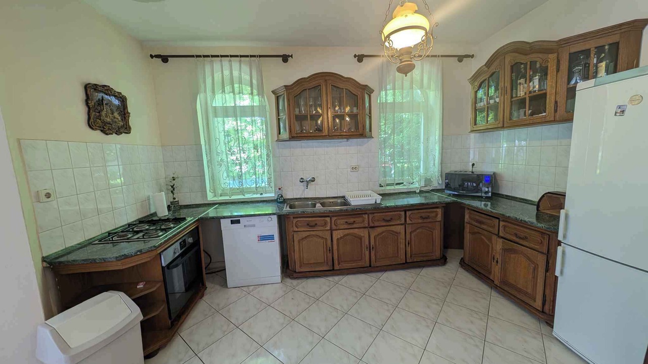 Photo of Kitchen in Gardony