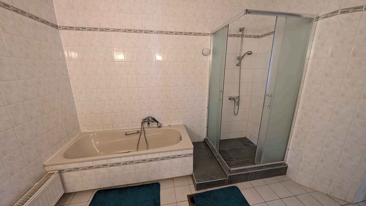 Photo of Bathroom in Gardony