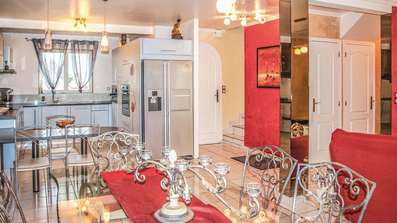 Photo of Bedroom in Pommeret
