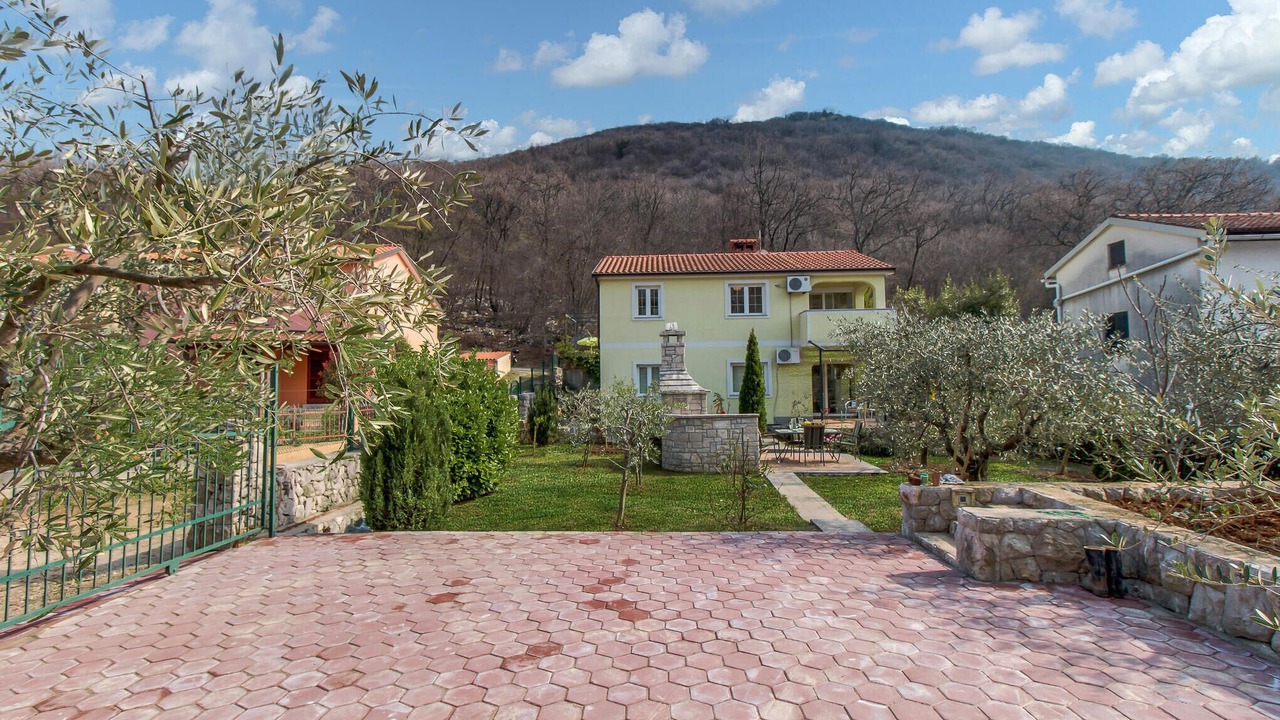 Photo of Outdoor in Porozina