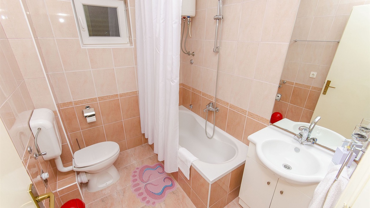 Photo of Bathroom in Podgora