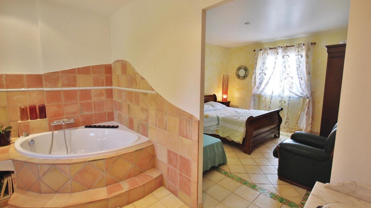 Photo of Bathroom in Salernes