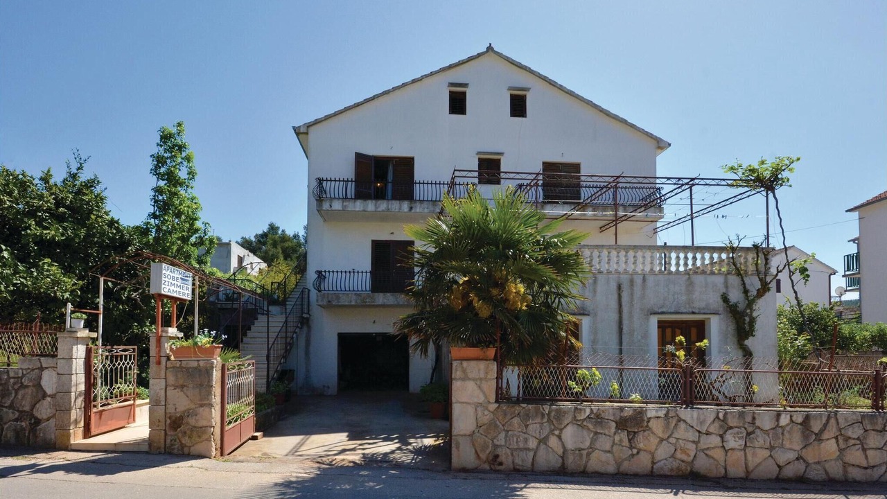 Photo of Others in Vrboska
