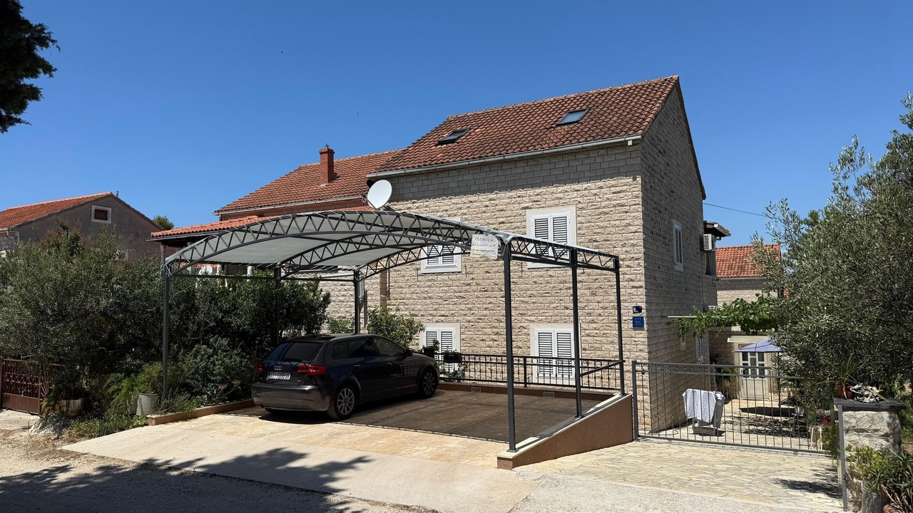 Photo of Outdoor in Mirce