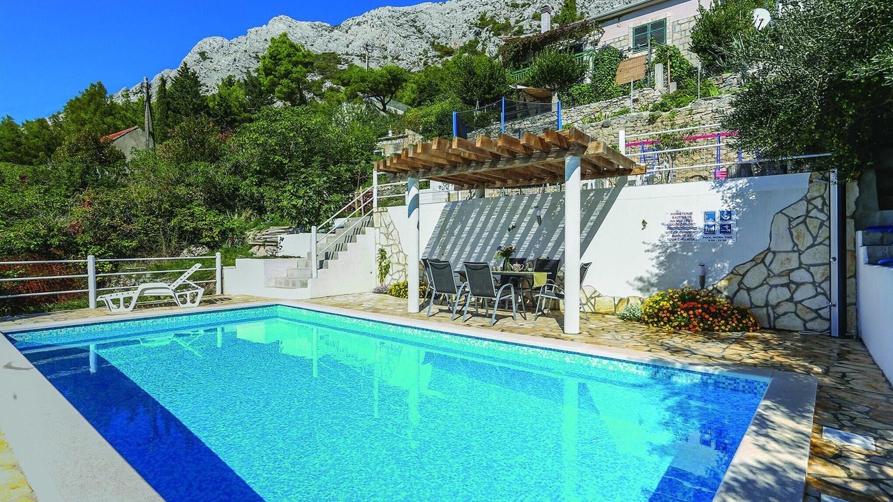 Photo of Outdoor in Mimice