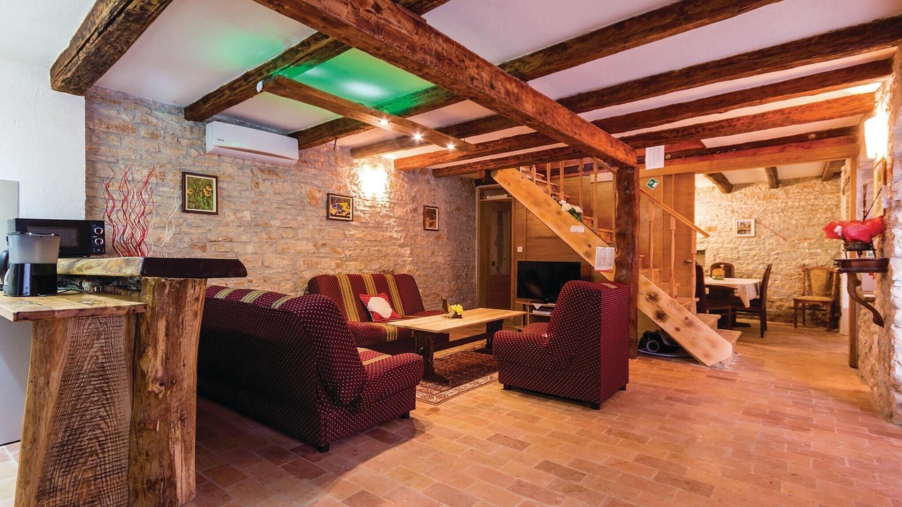 Photo of Bedroom in Tinjan