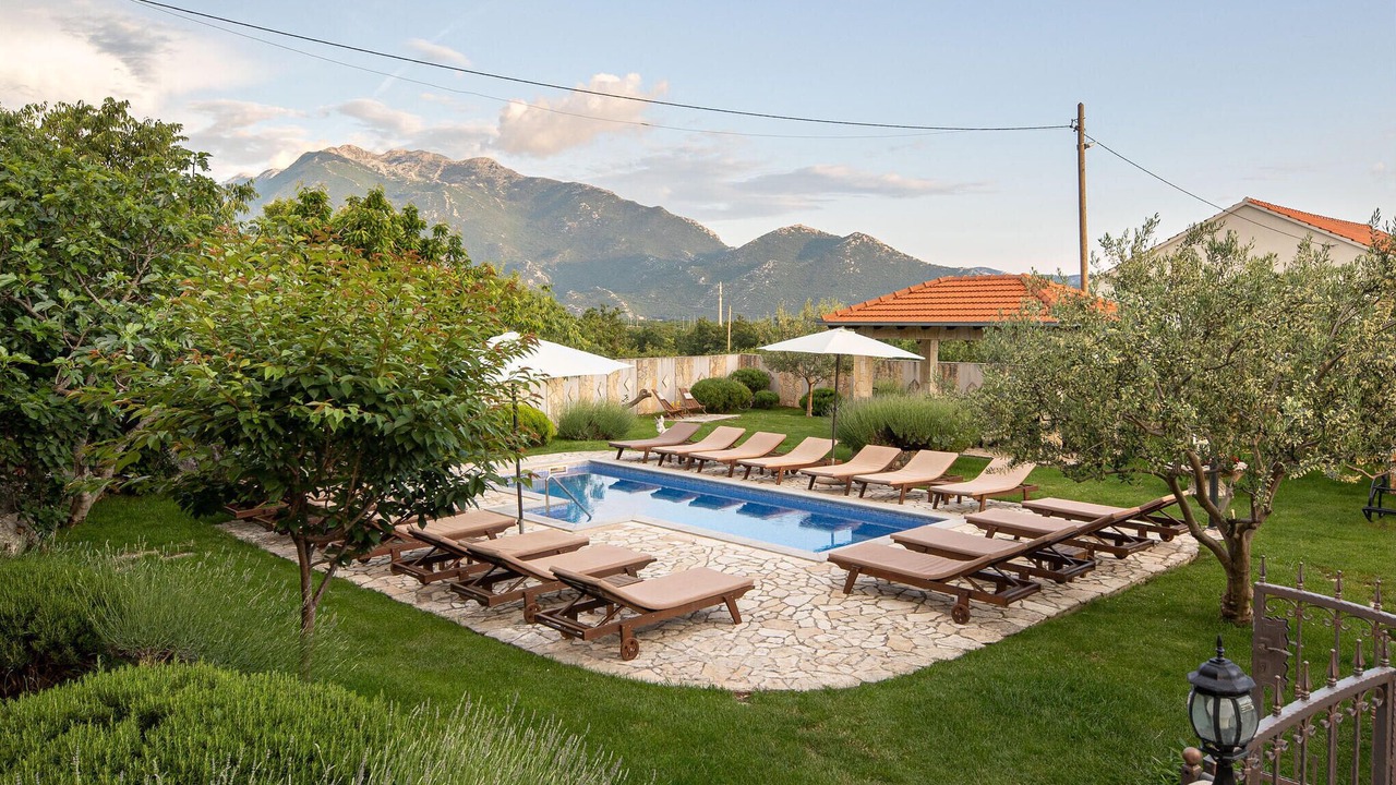 Photo of Outdoor in Sestanovac