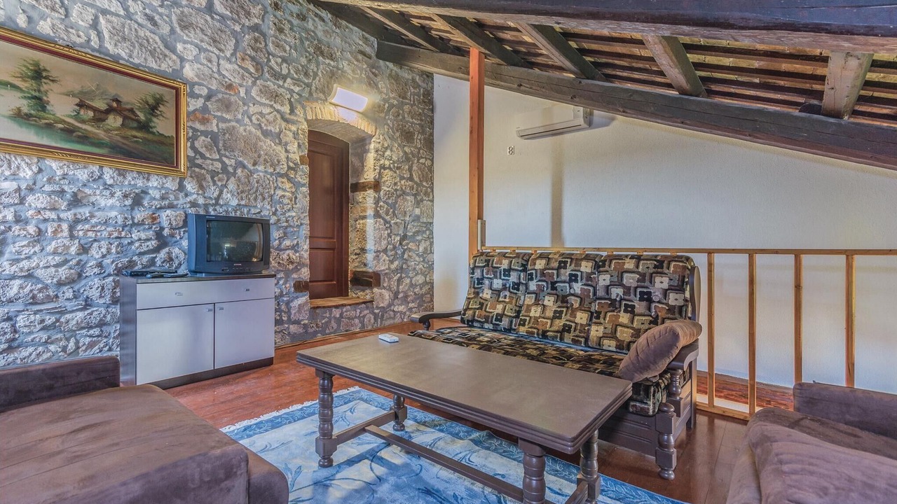Photo of Bedroom in Flengi