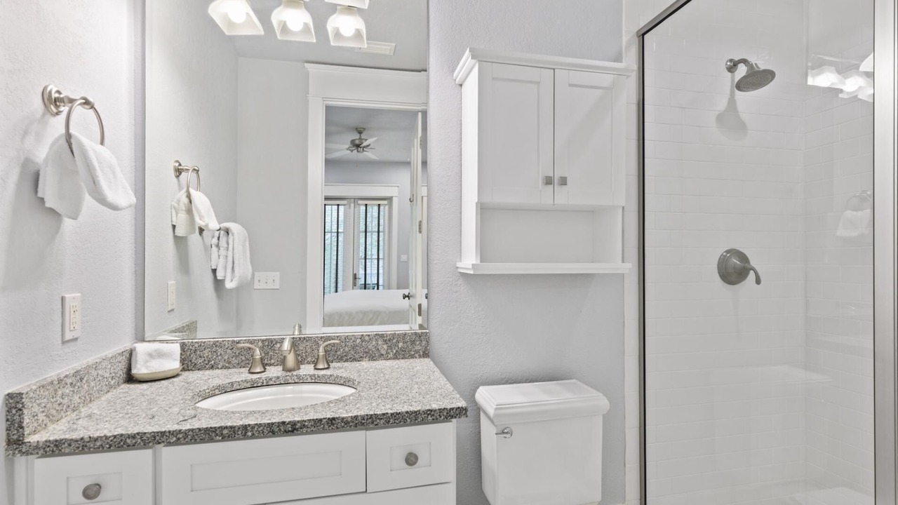 Photo of Bathroom in Forest District