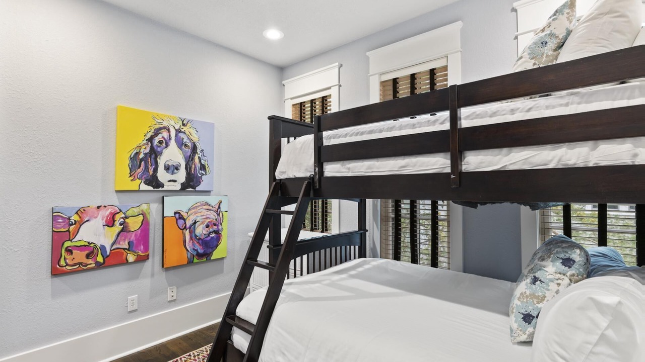 Photo of Bedroom in Forest District