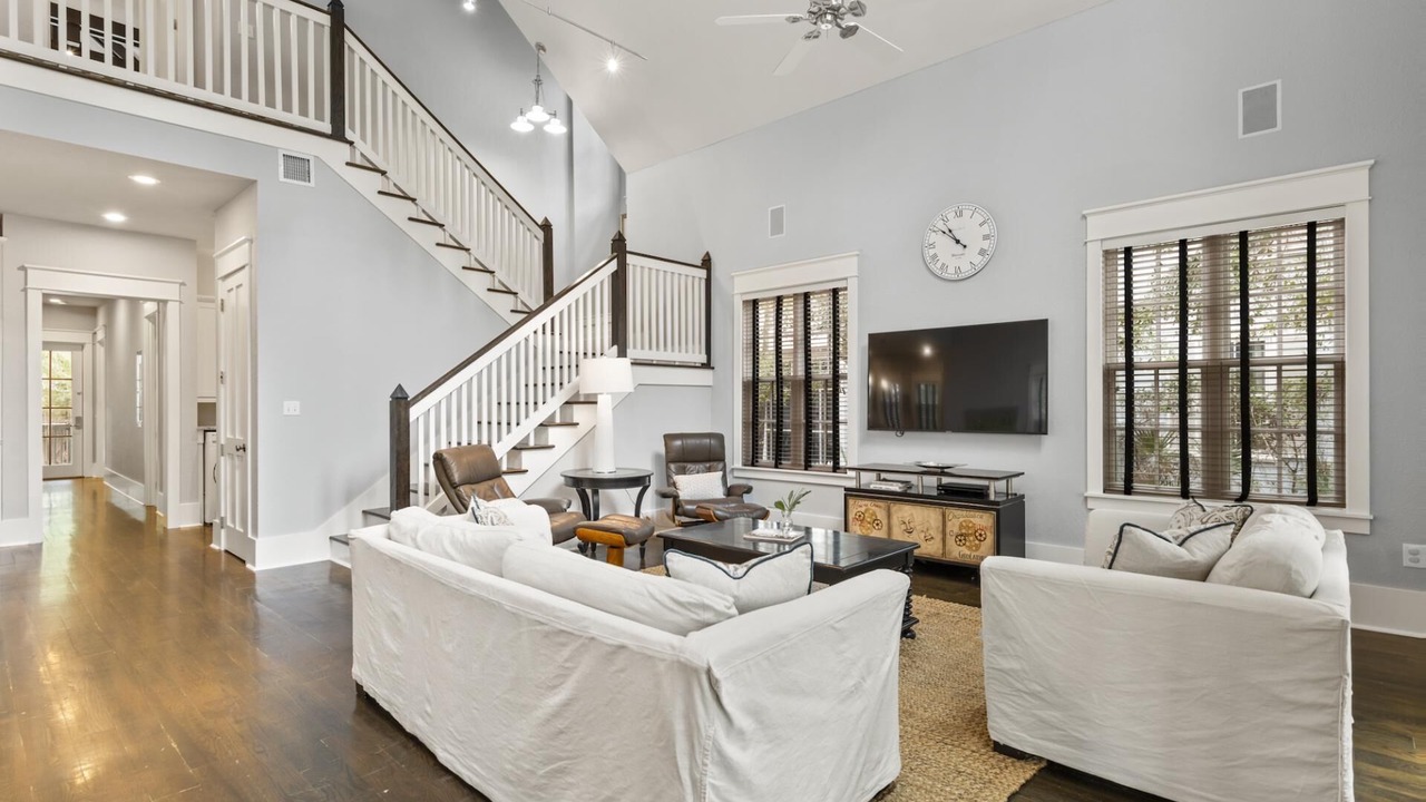 Photo of Livingroom in Forest District