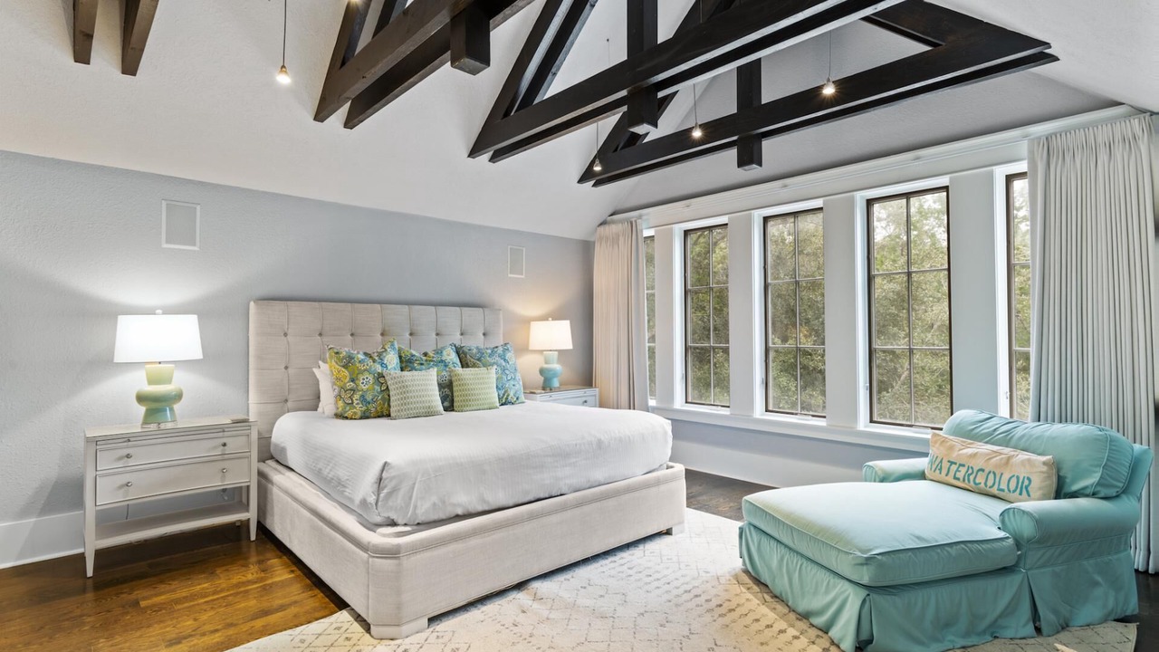 Photo of Bedroom in Forest District
