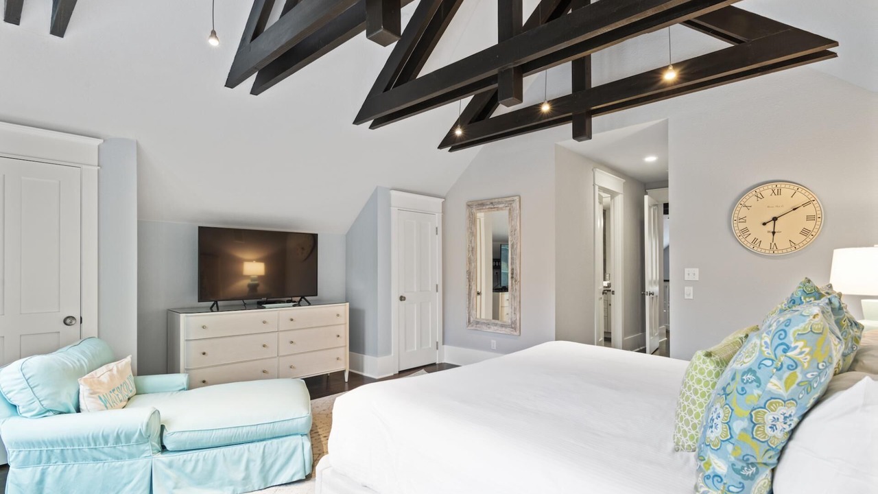 Photo of Bedroom in Forest District