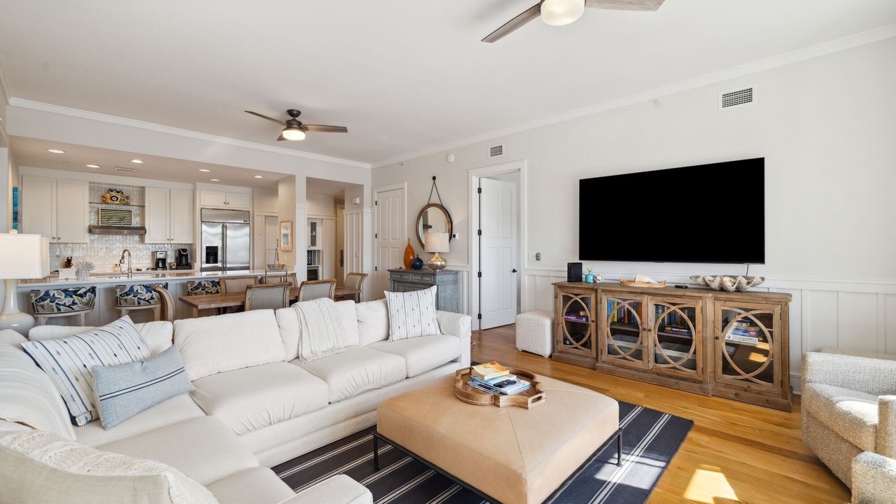 Photo of Livingroom in WaterSound Beach