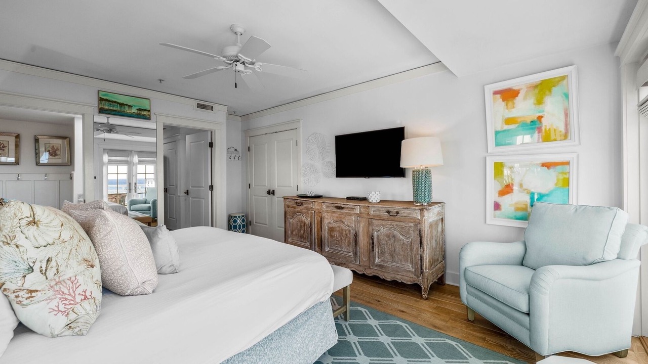 Photo of Bedroom in Gulf District