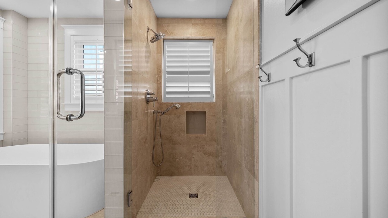 Photo of Bathroom in Gulf District