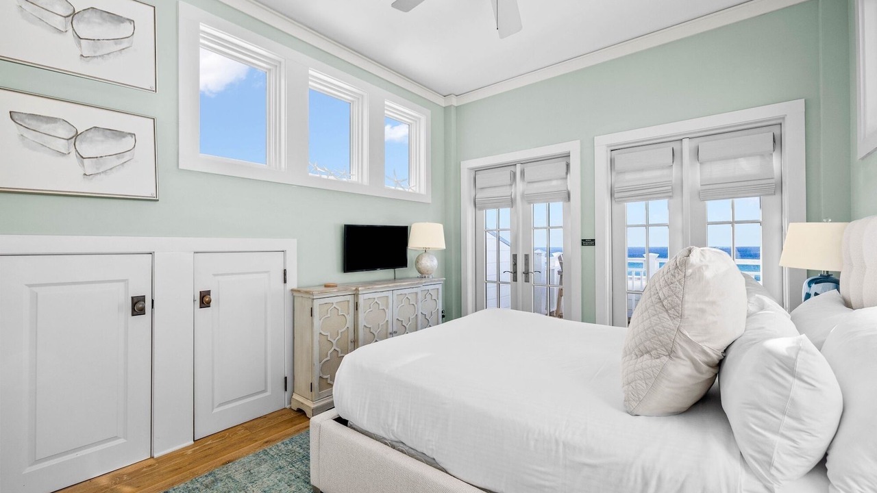 Photo of Bedroom in Gulf District