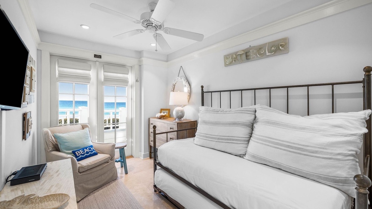 Photo of Livingroom in Gulf District