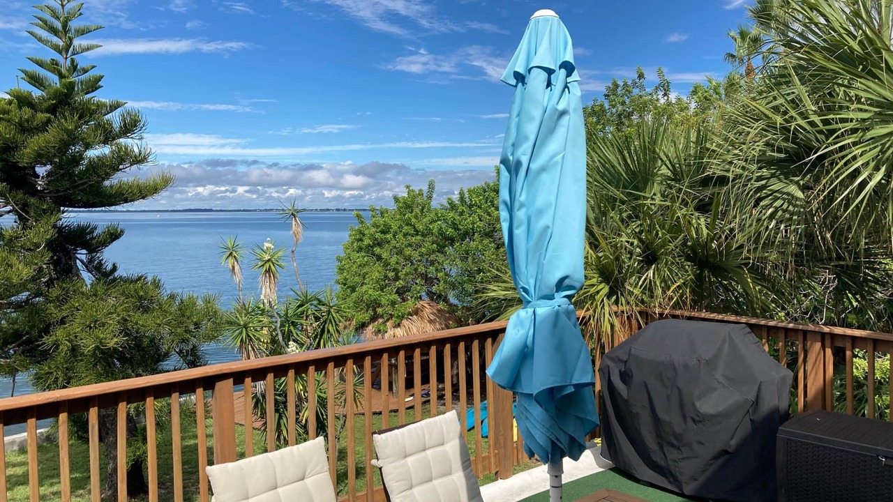 Photo of Patio Balcony in Crescent Beach