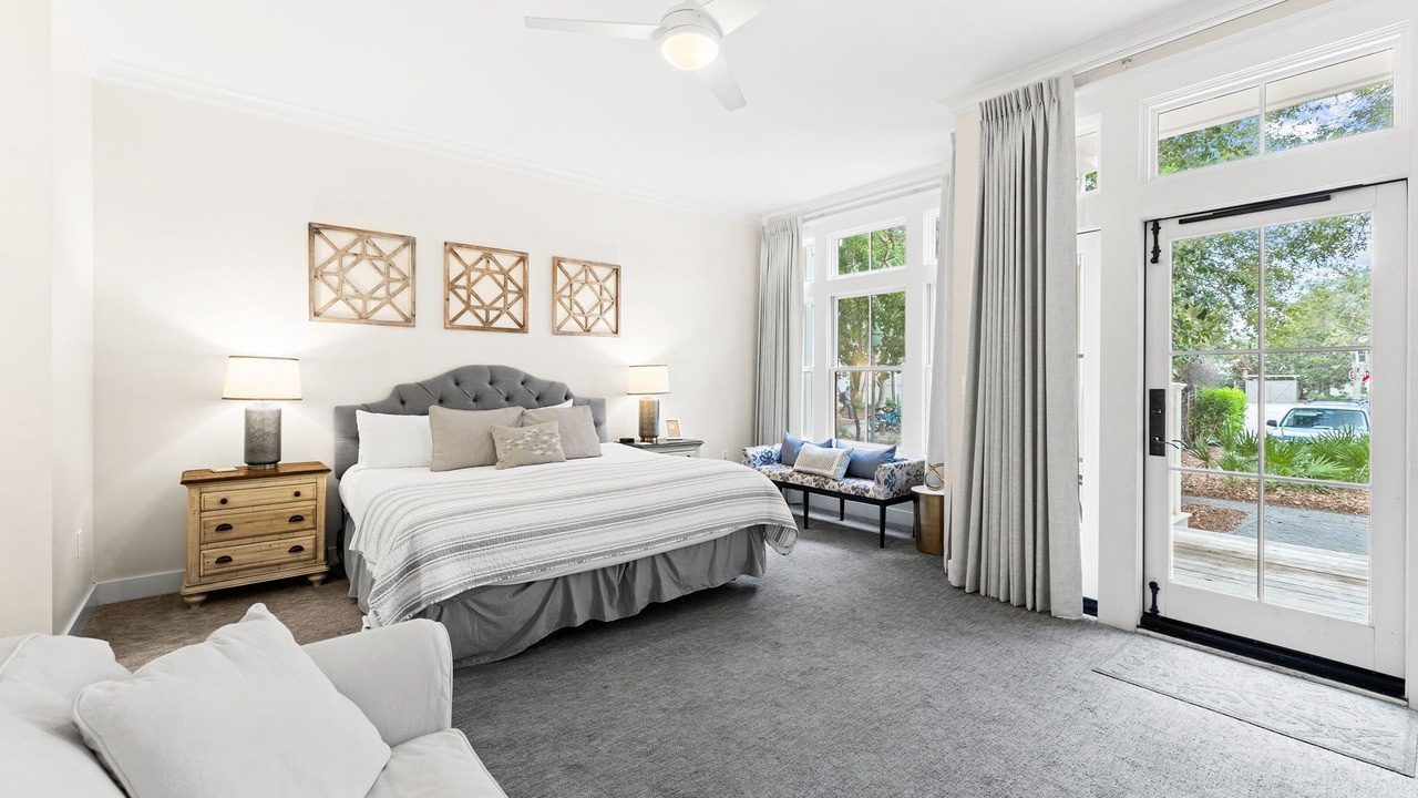 Photo of Bedroom in Beach District