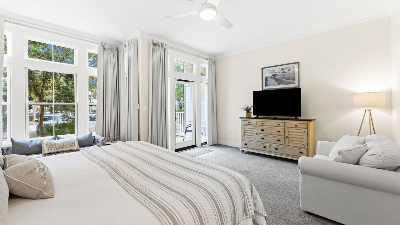 Photo of Bedroom in Beach District