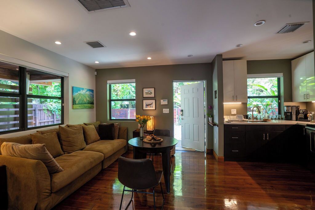 Photo of Livingroom in Southwest Coconut Grove