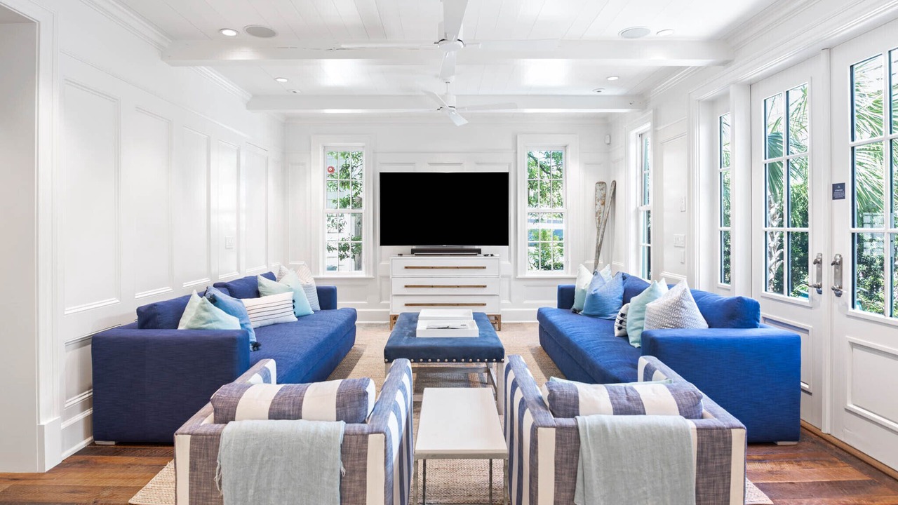 Photo of Livingroom in WaterSound Beach