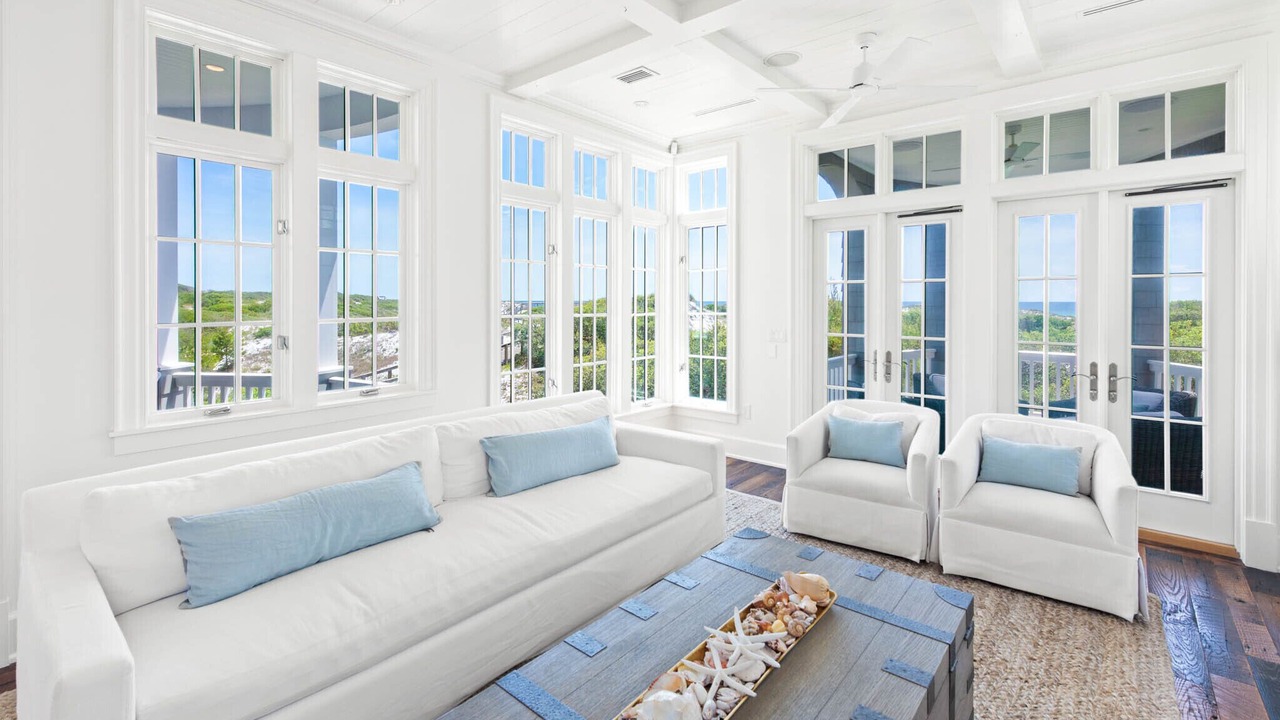 Photo of Livingroom in WaterSound Beach