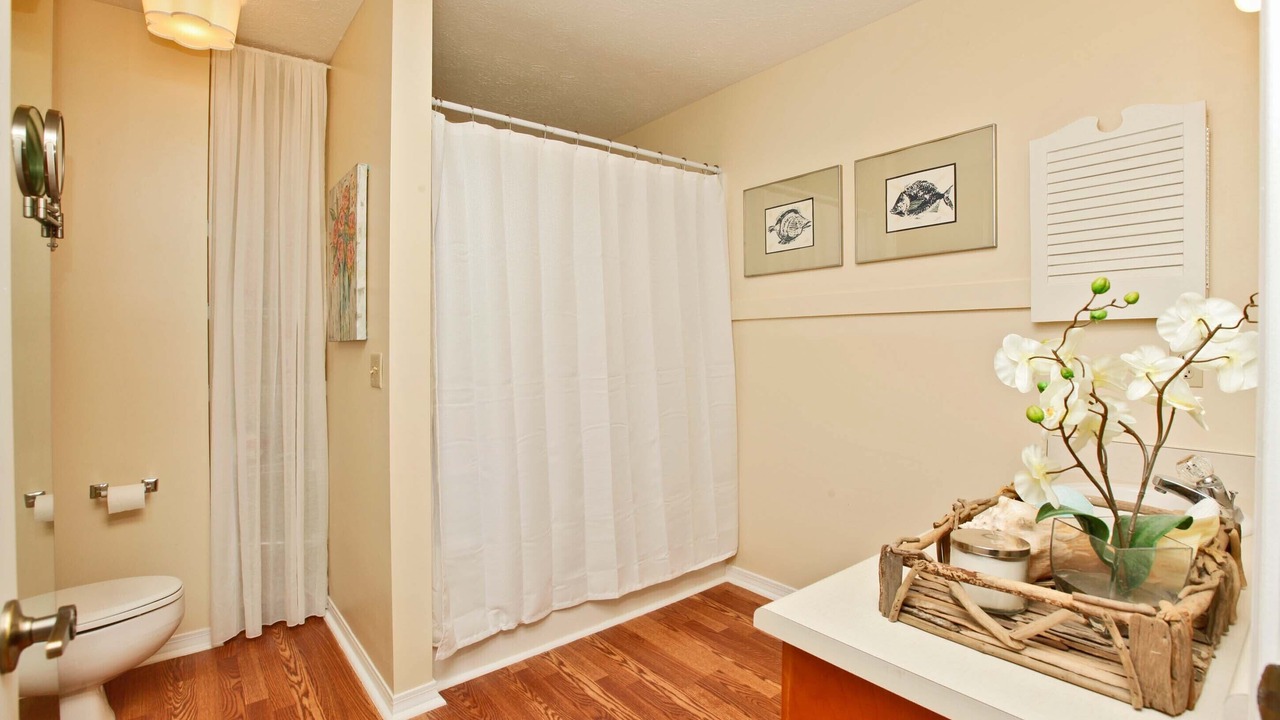 Photo of Bathroom in Laguna Beach