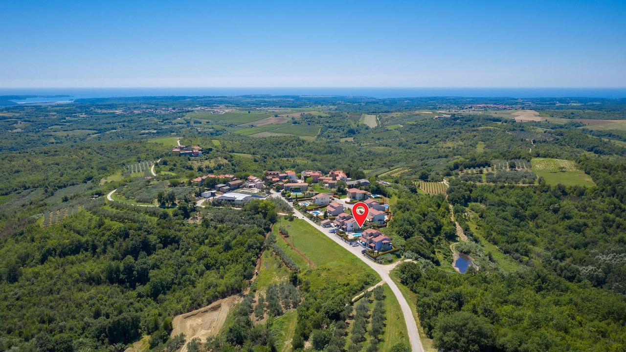 Photo of Outdoor in Baredine