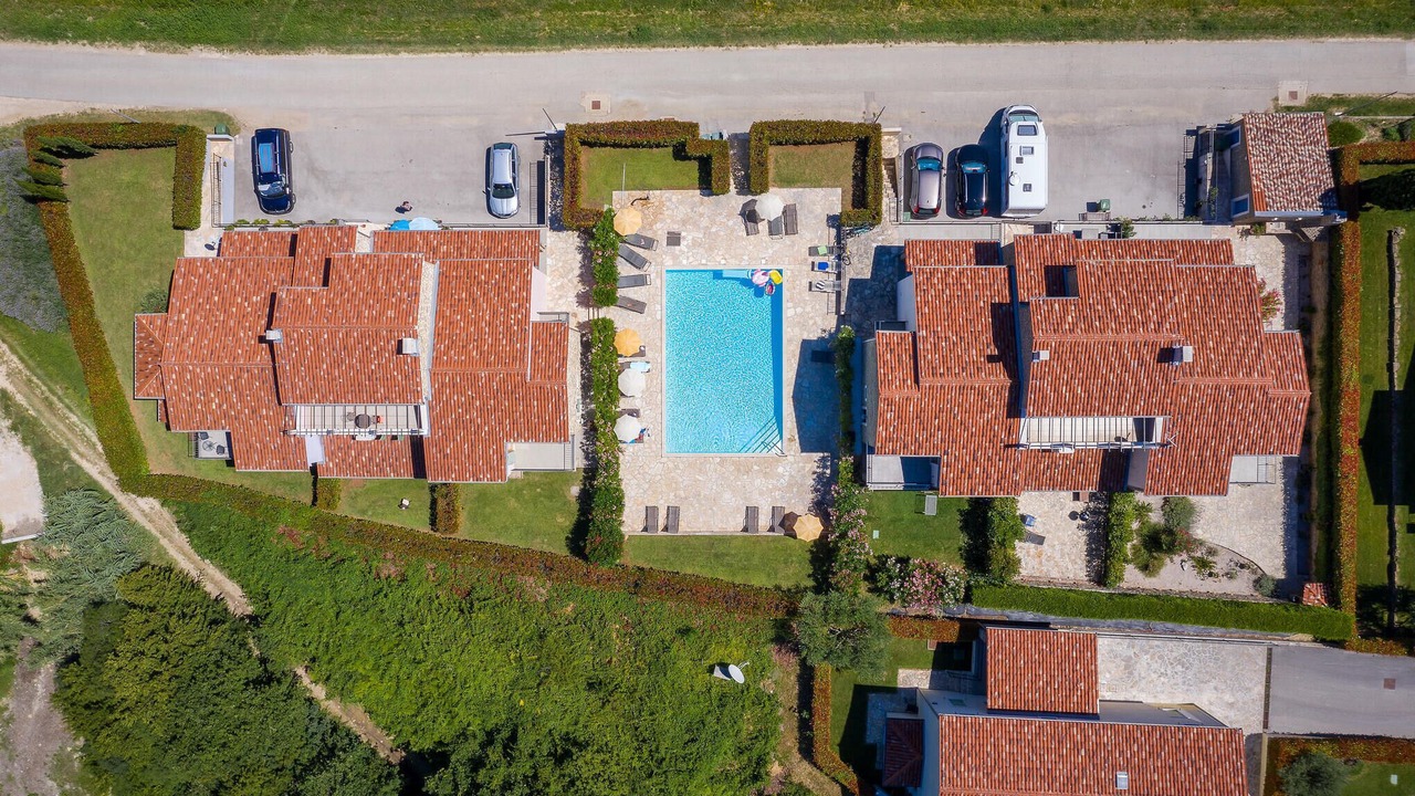Photo of Outdoor in Baredine