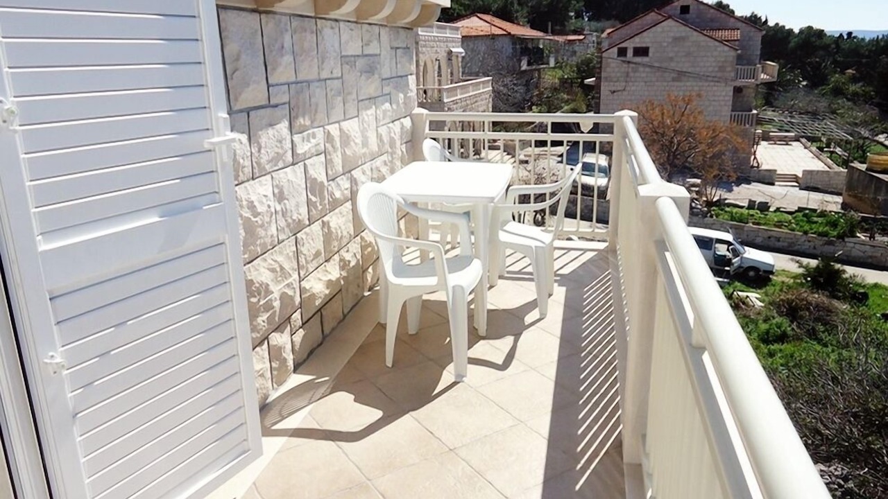 Photo of Patio Balcony in Sumartin