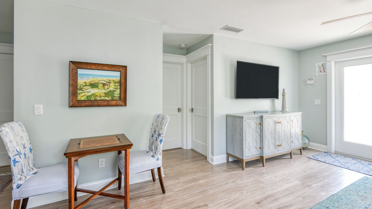 Photo of Bedroom in Butler Beach