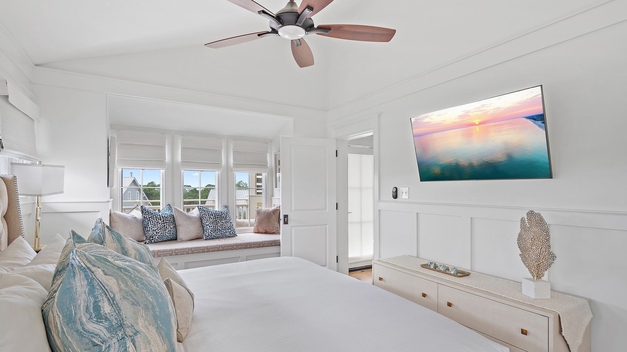 Photo of Bedroom in Beach District