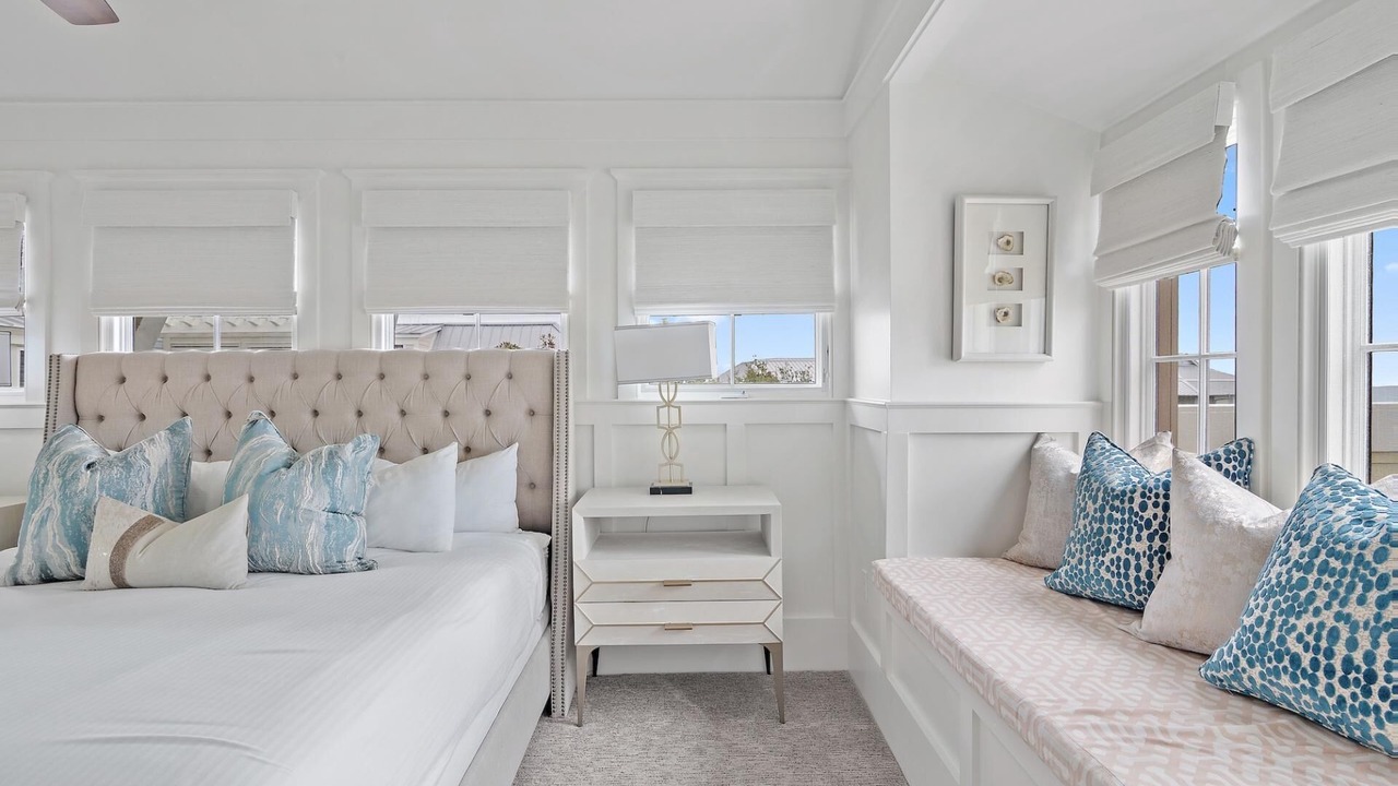 Photo of Bedroom in Beach District