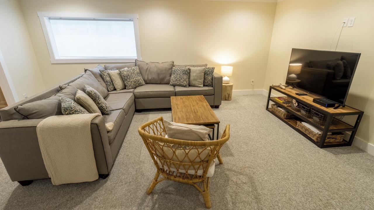 Photo of Livingroom in Michigan City