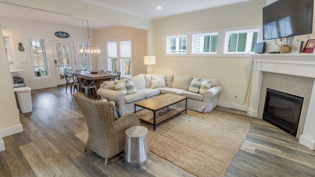 Photo of Livingroom in Michigan City