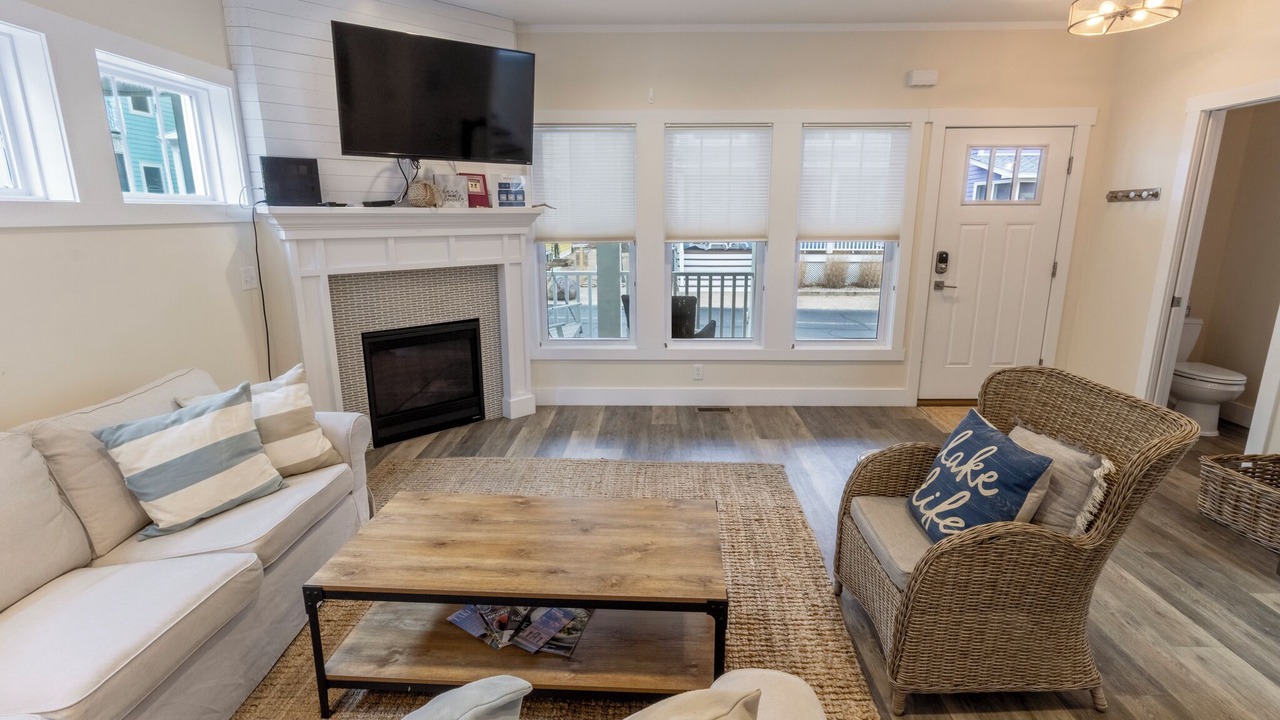 Photo of Livingroom in Michigan City