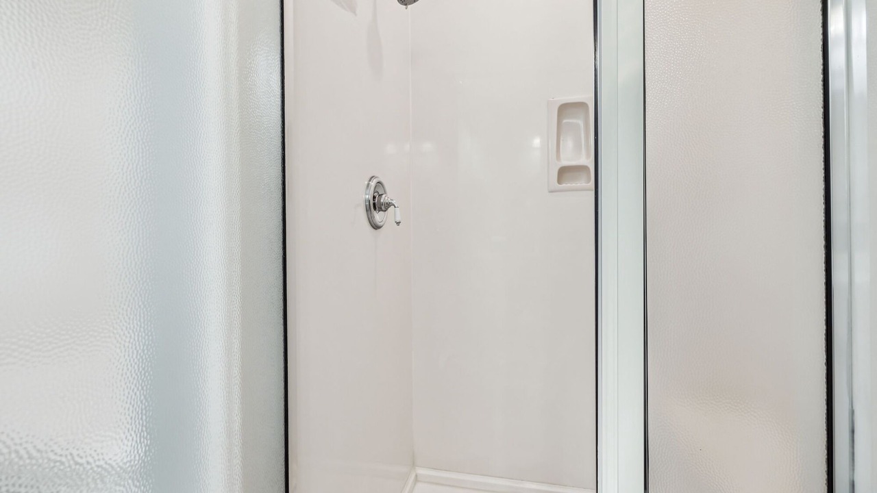 Photo of Bathroom in Beach District