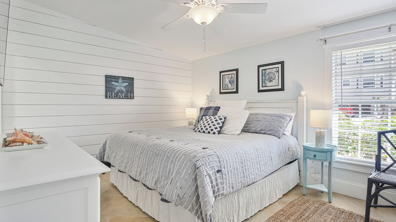 Photo of Bedroom in Holmes Beach