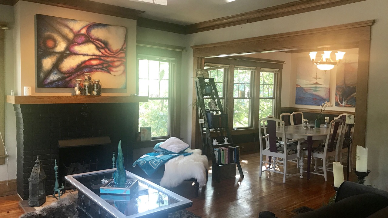 Photo of Livingroom in Lakeview