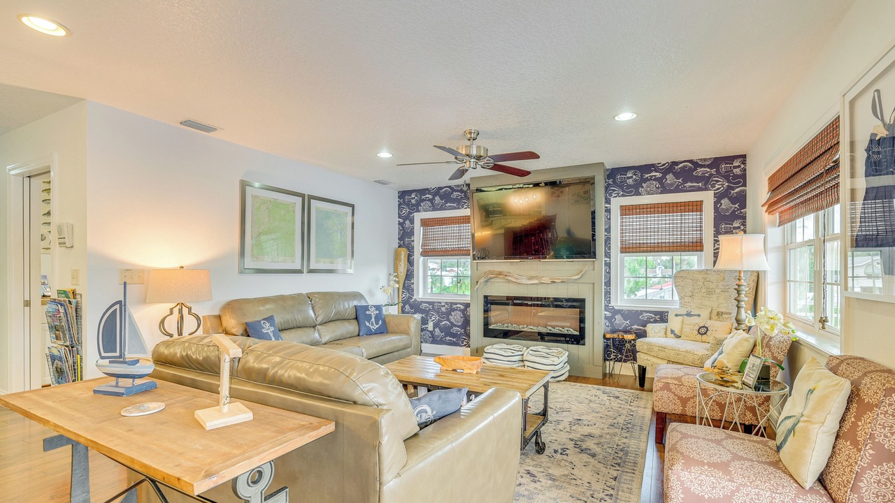 Photo of Bedroom in Homosassa