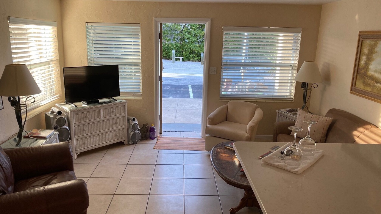 Photo of Livingroom in Madeira Beach