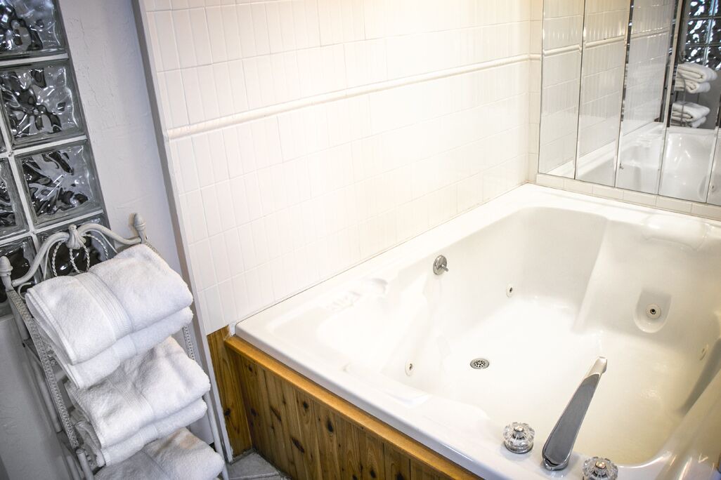 Photo of Bathroom in Auburn