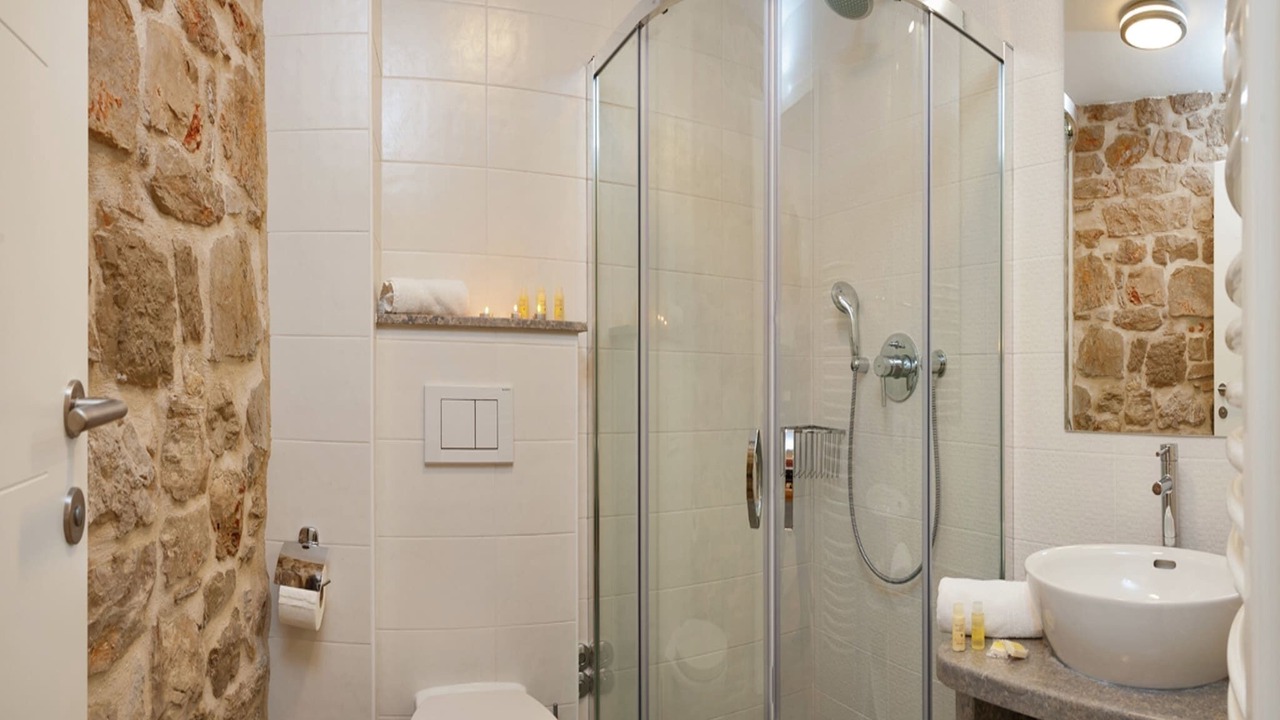 Photo of Bathroom in Bol