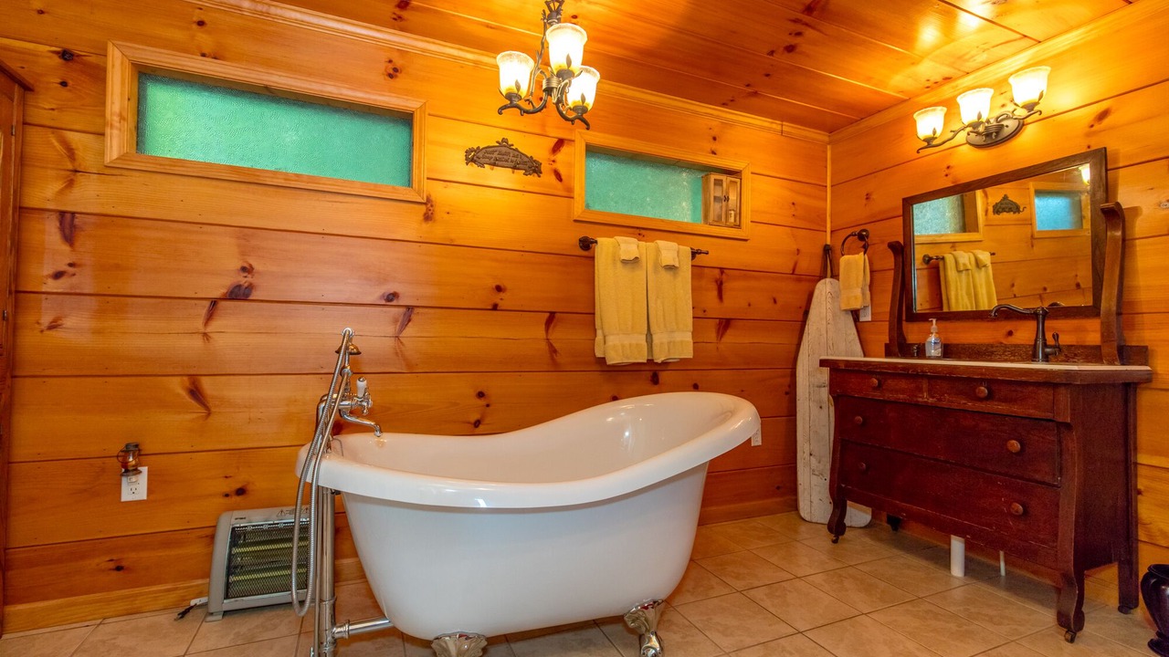 Photo of Bathroom in Bland