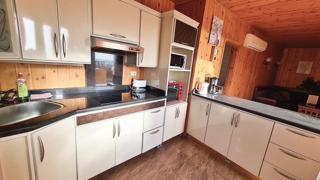 Photo of Kitchen in Corniche Road-Dahar