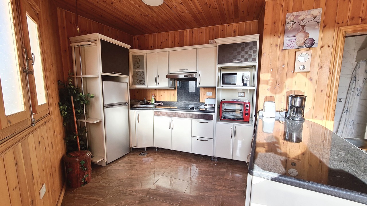 Photo of Kitchen in Corniche Road-Dahar