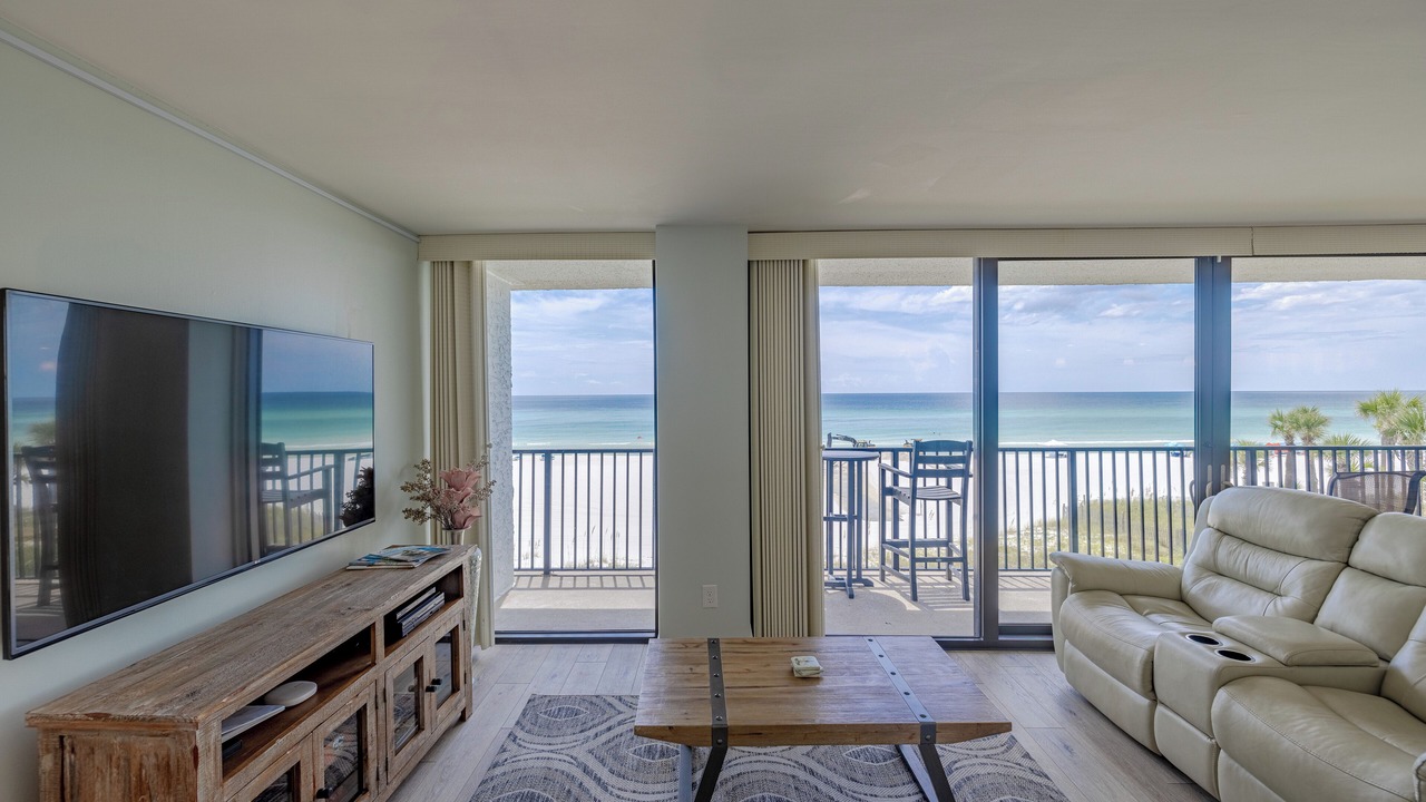 Photo of Livingroom in West Panama City Beach